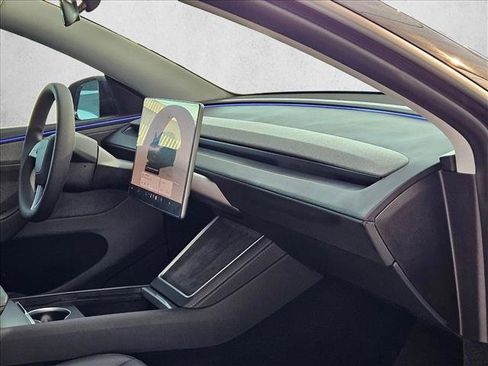Used 2026 Tesla Model Y 2WD image 19