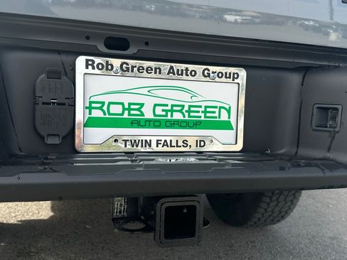 New 2026 Nissan Frontier SV w/ Tow Package image 8