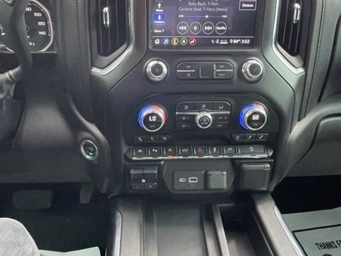 Used 2020 GMC Sierra 1500 AT4 w/ AT4 Premium Package image 14