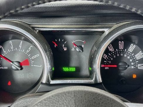 Used 2006 Ford Mustang Convertible RWD image 20