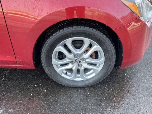 Used 2016 Scion iA image 6