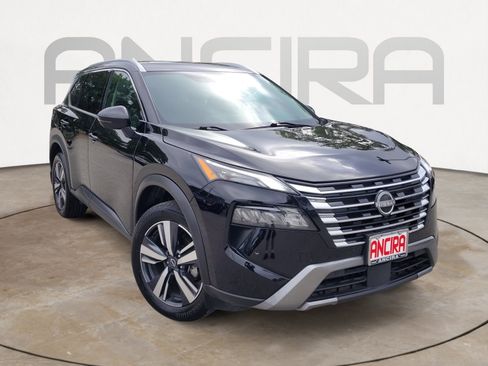 Certified 2024 Nissan Rogue SL w/ SL Premium Package FWD image 4