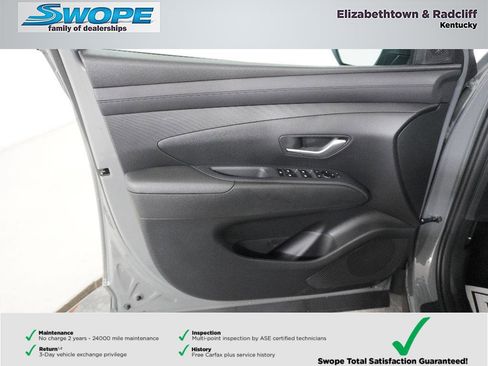 New 2026 Hyundai Tucson SE image 13