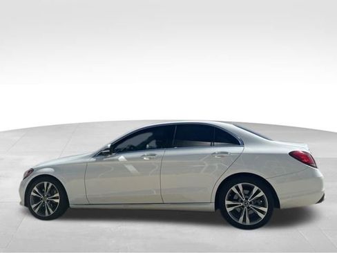 Used 2021 Mercedes-Benz C 300 Sedan image 2