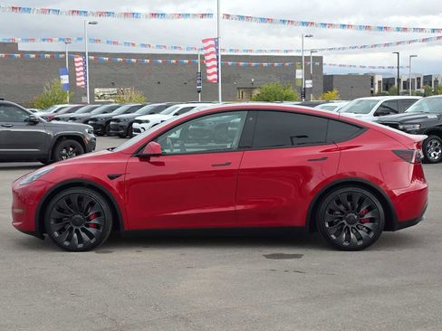 Used 2022 Tesla Model Y Performance image 6