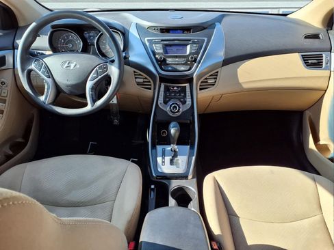 Used 2013 Hyundai Elantra GLS w/ Preferred Pkg image 9
