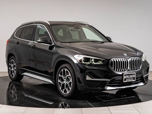 Used 2021 BMW X1 sDrive28i w/ Premium Package FWD image 12