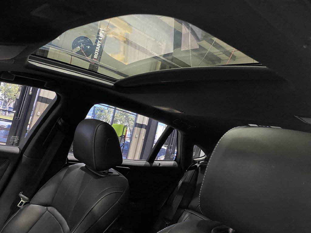 Used 2019 Lexus LS 500 w/ Accessory Package (Z2) RWD image 14