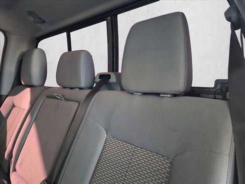 Used 2015 Ford F250 XLT w/ XLT Premium Package AWD/4WD image 11