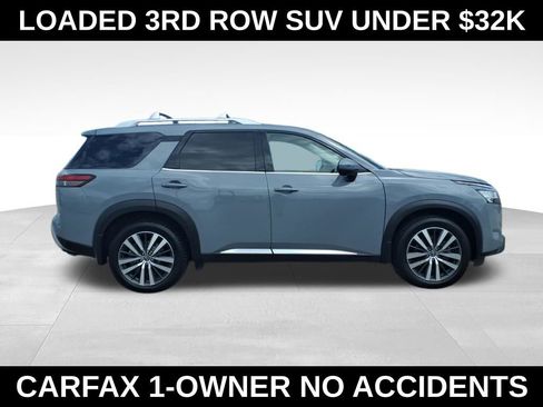 Used 2022 Nissan Pathfinder Platinum w/ Cargo Package AWD/4WD image 9