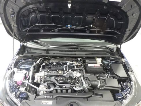 Used 2025 Toyota Corolla LE FWD image 10