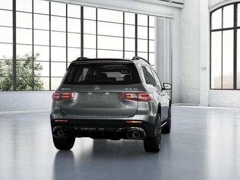 New 2026 Mercedes-Benz GLB 35 AMG 4MATIC image 35