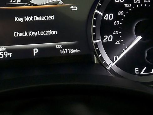 Used 2023 Toyota Highlander XLE image 22