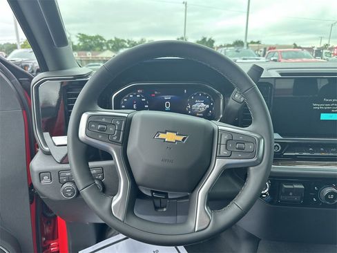 New 2026 Chevrolet Silverado 1500 LT image 20