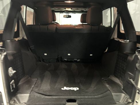 Used 2015 Jeep Wrangler Unlimited Sport w/ Quick Order Package 24S AWD/4WD image 20
