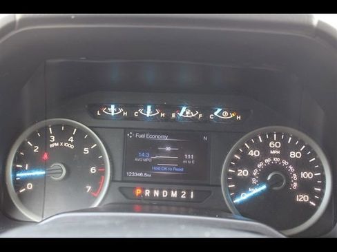 Used 2015 Ford F150 XLT w/ Equipment Group 302A Luxury AWD/4WD image 32