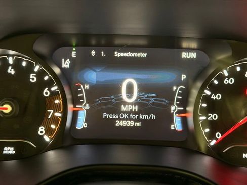 Used 2023 Jeep Compass Latitude image 23