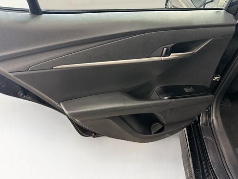 Used 2025 Toyota Camry SE FWD image 27