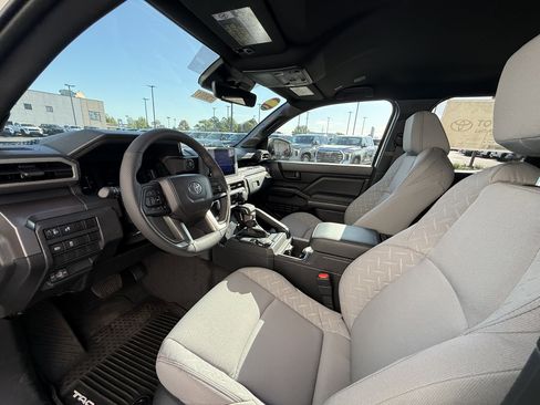 New 2026 Toyota Tacoma SR5 AWD/4WD image 18