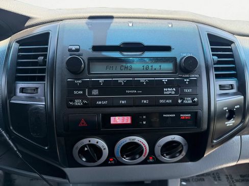 Used 2011 Toyota Tacoma 2WD Access Cab w/ Convenience Pkg image 14