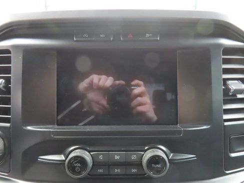 Used 2023 Ford F150 XLT w/ Trailer Tow Package image 46