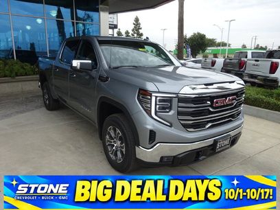 New 2026 GMC Sierra 1500 SLT