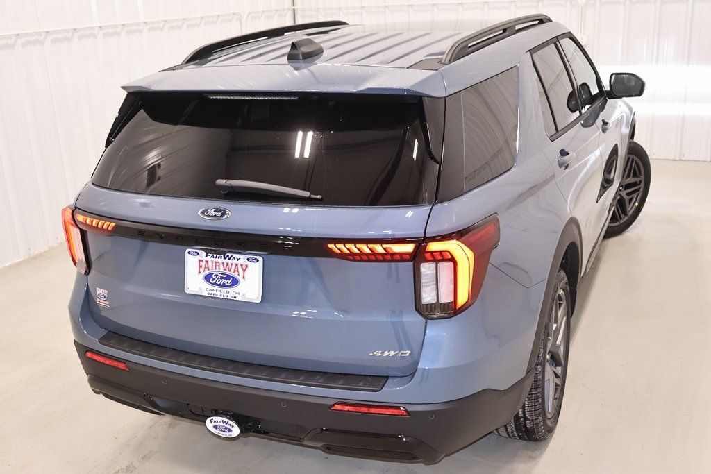 New 2026 Ford Explorer ST-Line w/ ST-Line Street Pack AWD/4WD image 41