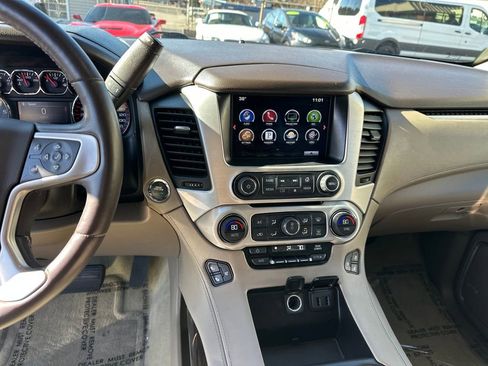 Used 2016 GMC Yukon XL SLT w/ Open Road Package image 19