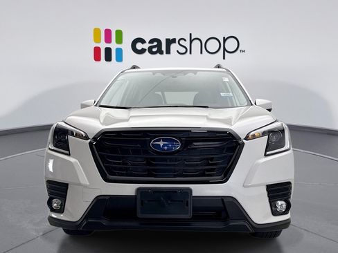 Used 2024 Subaru Forester Premium AWD/4WD image 8