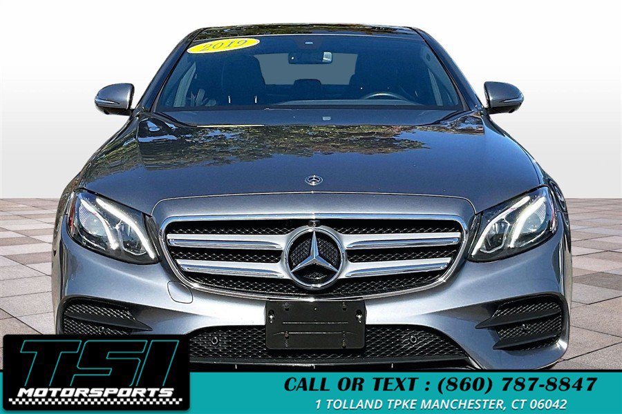 Used 2019 Mercedes-Benz E 300 4MATIC image 3