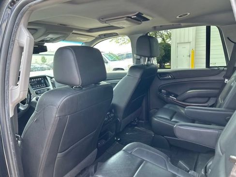Used 2019 GMC Yukon SLT w/ Open Road Package AWD/4WD image 3