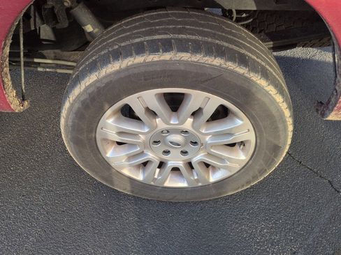 Used 2014 Ford F150 Platinum image 5