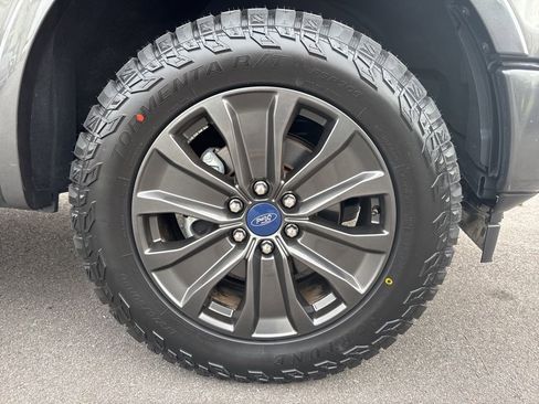 Used 2018 Ford F150 Lariat image 11