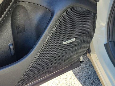 Used 2019 Subaru Forester Limited w/ Popular Package #3 image 20