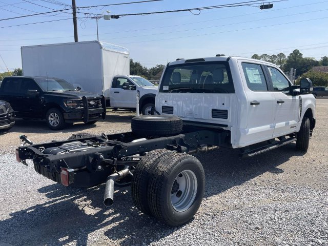 New 2026 Ford F350 XL AWD/4WD image 3