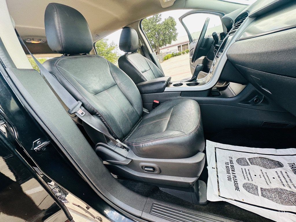 Used 2014 Ford Edge SEL w/ Equipment Group 205A AWD/4WD image 25