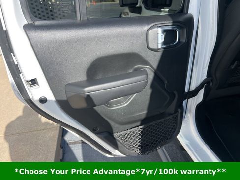 Certified 2022 Jeep Wrangler Unlimited Rubicon image 36