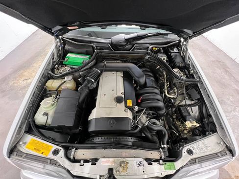 Used 1995 Mercedes-Benz E 320 Sedan image 22