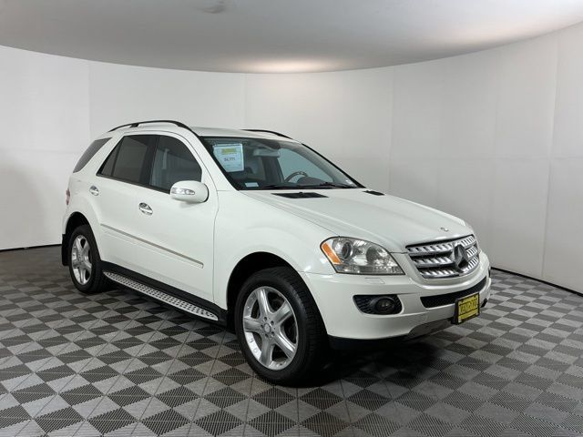 Used 2008 Mercedes-Benz ML 350 4MATIC image 3