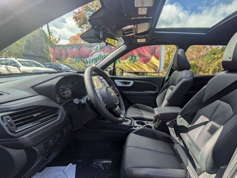 New 2025 Subaru Forester Touring AWD/4WD image 7