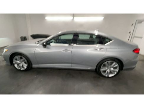 Used 2022 Acura TLX w/ Technology Package image 5