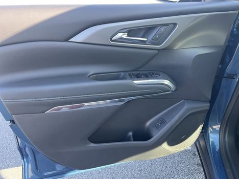 New 2026 Chevrolet Traverse LT w/ Driver Confidence Package image 12