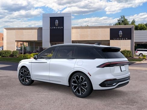 New 2024 Lincoln Nautilus Reserve w/ Equipment Group 202A AWD/4WD image 5
