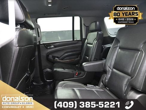 Used 2019 Chevrolet Suburban LT image 12