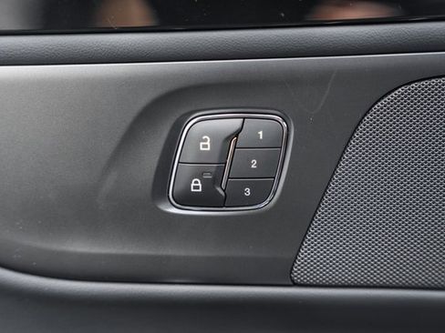 Used 2024 Lincoln Nautilus Reserve w/ Jet Appearance Package (87T) image 42