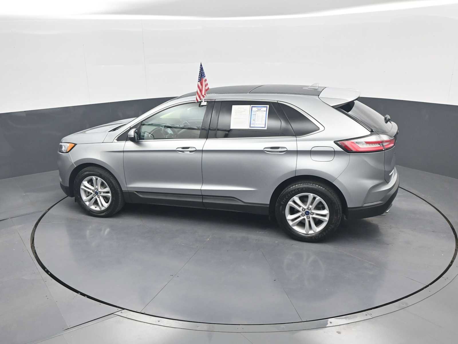 Used 2020 Ford Edge SEL w/ Convenience Package AWD/4WD image 32