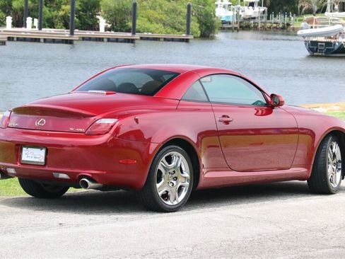 Used 2006 Lexus SC 430 Convertible RWD image 3
