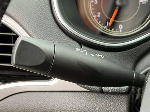 Used 2022 Jeep Cherokee Limited image 22