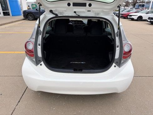 Used 2013 Toyota Prius C Two image 4