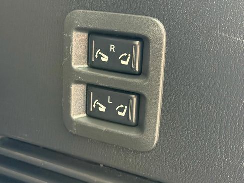 Used 2019 Nissan Armada SL w/ Premium Package image 31